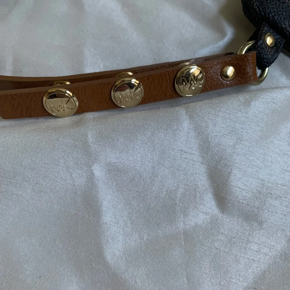 NWOT Michael Kors Brown/Tan Logo Print Belt Bag sz S